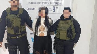 De vacaciones en el calabozo: una turista fue sorprendida con tres iPhone robados