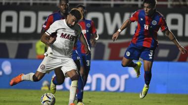 Lanús golpeó en los momentos justos y venció a San Lorenzo en el debut del Apertura