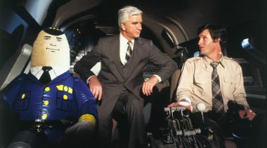 David Zucker, el genio de la parodia detrás de La pistola desnuda, ¿Y dónde está el piloto? y Top Secret