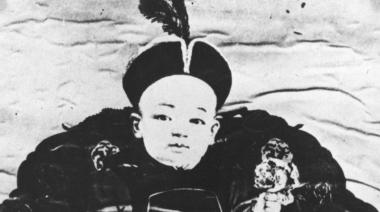 La abdicación que terminó con el Imperio chino