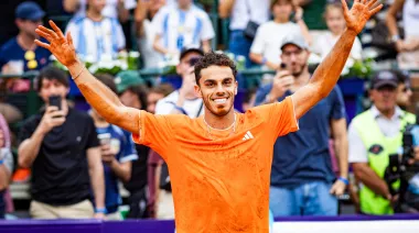 Cerúndolo rompió la maldición y gritó campeón en Buenos Aires