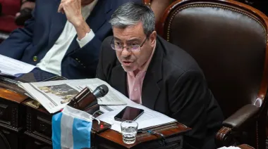 “Si tocan una coma, vuelve al Senado”: el kirchnerismo le marca la cancha a Milei por la reforma laboral