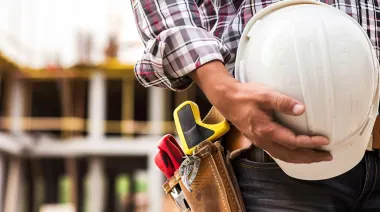 Javier Milei y el empleo privado: las 2 provincias que crecieron en plena caída