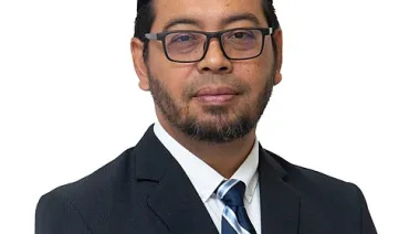 Ministro de Malasia vincula estrés laboral con orientación sexual