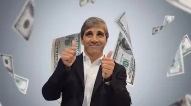 Luis Caputo y el mejor cierre de febrero: dólar en baja y compras del BCRA