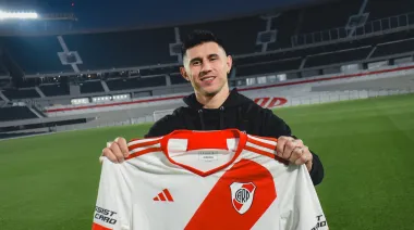 Ádam Bareiro a Boca: la cifra que recibe River y sus primeras horas en la Bombonera