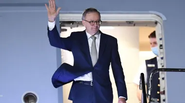 Australia presiona para excluir a Andrés de la sucesión al trono británico