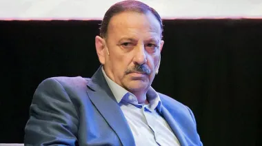 Ricardo Quintela comparó al país con el de 2001 y pidió que Milei no termine su mandato