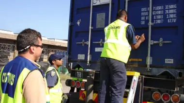 Guerra arancelaria: cómo el choque Ecuador-Colombia complica a la Comunidad Andina