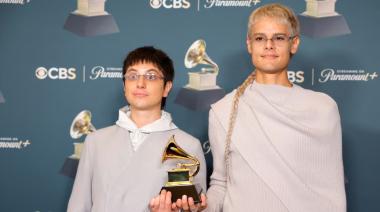 Ca7riel y Paco Amoroso hicieron historia llevándose su primer premio Grammy