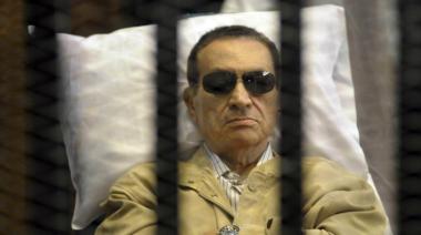 Hosni Mubarak condenado a perpetua: el gesto que no alcanzó para salvar a Egipto