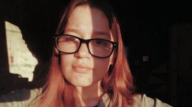 Tragedia en Villa Elvira: buscan al conductor que atropelló y mató a una joven de 18 años