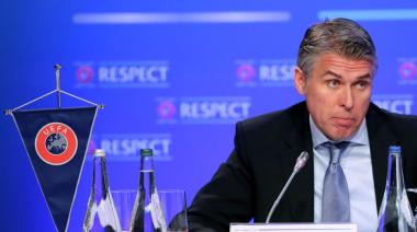 La UEFA le marcó la cancha al VAR: “No podemos hacer un análisis microscópico del juego”