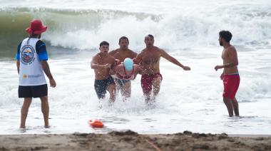 Guardavidas en acción: la Playa Olímpica vibró con la 42ª Exhibición de Rescate