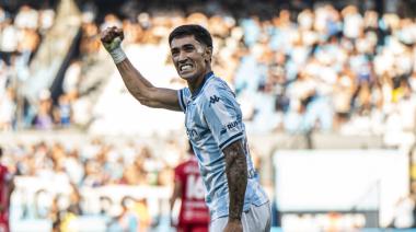 Desahogo en el Cilindro: Racing venció 2-1 a Argentinos Juniors y sumó su primer triunfo