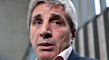 Luis Caputo, denunciado por la polémica del INDEC: el posteo que desató todo