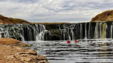 Hallan muerto a un hombre que se arrojó en la cascada Cifuentes