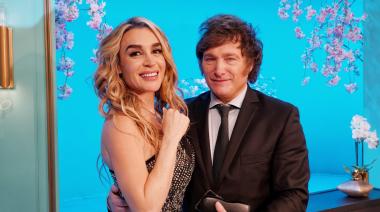 Escándalo: el consulado argentino en Miami promociona el show de Fátima Florez