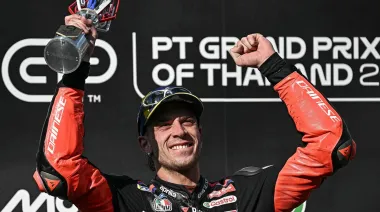 Bezzecchi se impone en Tailandia y Acosta lidera el Mundial de MotoGP