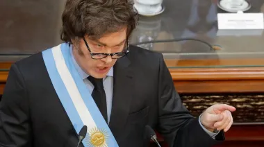 Milei defendió su gestión en el Congreso y Letcher y Strada lo cruzaron con datos de empleo