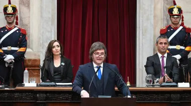 Gritos, abandonos y réplicas del kirchnerismo y la izquierda al discurso de Milei