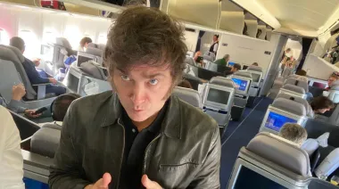 Motosierra en vuelos oficiales: Milei define quién viaja en ejecutiva y quién no