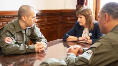 Bullrich recibió a Nahuel Gallo y denunció un intento de “apropiación” del caso por parte de la AFA