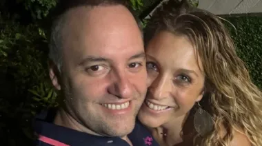 Adorni, su esposa y Nueva York: el proyecto sobre viajes oficiales cajoneado en Diputados