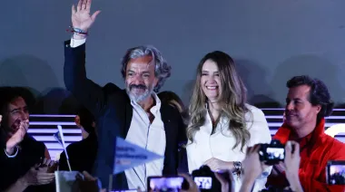 Cambio en Colombia: Valencia y Oviedo apuestan por el centro