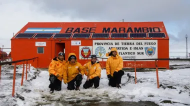 Un argentino llevó un juego sobre la Antártida a la Base Marambio