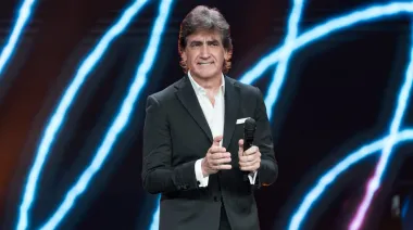 Con palos a Milei y los K: los 10 principios del sector que empuja a Dante Gebel