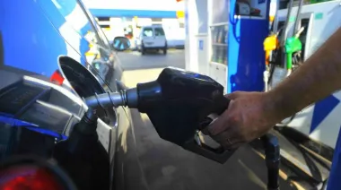 Suba del petróleo, nafta e YPF: el pedido K a Milei que llegó a Diputados