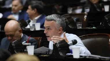 Esteban Paulón cruzó a Milei y lo acusó de negacionista