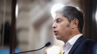 Kicillof activa su agenda regional y se muestra con Orsi en clave 2027