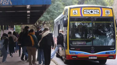 ¿Boleto obrero en colectivos de PBA? Quiénes pagarían la mitad del viaje