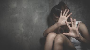 Prisión preventiva para un hombre que golpeó a su expareja en Flores