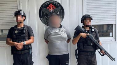 Cinco millones sobre la mesa: el intento desesperado de un narco al quedar rodeado por la Policía