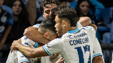 Racing festejó en Córdoba: le ganó 2-1 a Belgrano con Cambeses como figura