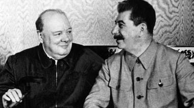 Para fanáticos de la historia: Matt Reeves prepara una película sobre Stalin y Churchill