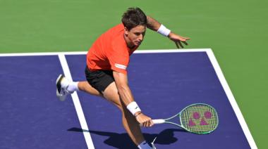 Ugo Carabelli logró su primera victoria en Indian Wells y avanzó a segunda ronda