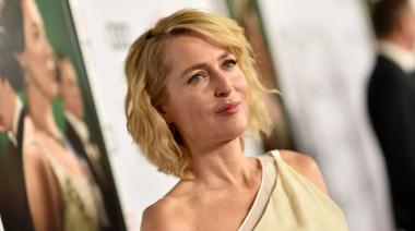 Gillian Anderson elogió el regreso de Los expedientes secretos X: “Es una p**a locura”