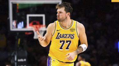Doncic brilla con 60 puntos y LeBron hace historia en triunfo de los Lakers