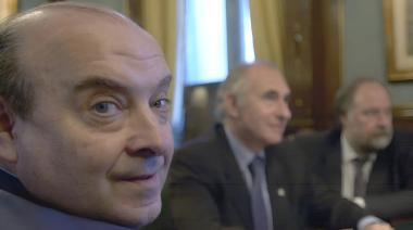 A 25 años del regreso de Cavallo: la ilusión del 'salvador' que terminó en tragedia