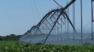 Cómo beneficiaría a Córdoba y Buenos Aires sumar riego en sus planteos agrícolas
