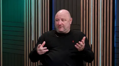 Mariano Israelit presenta su libro sobre Maradona en Devoto: qué cuenta de Diego