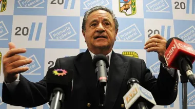 A 15 años de la desastrosa pre-PASO del PJ anti-K: se bajaron todos menos uno