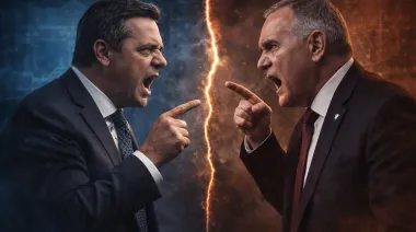 Catalán cruzó a Jaldo y denunció descontrol del gasto en Tucumán