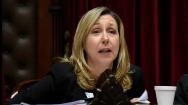 Ley de Glaciares: Bregman habló de una sesión “podrida” y apuntó a Milei