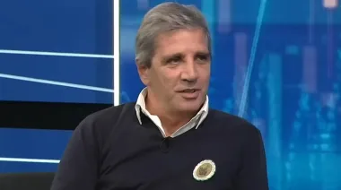 ¿Alcanzan tres meses para una moto? El dato que contradice a Caputo