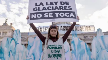 Milei sumó dos votos de Unión por la Patria en la Ley de Glaciares: quiénes fueron